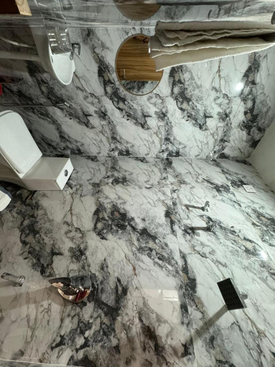 Hotel Picasso Varanasi Prime Location Bagian luar foto